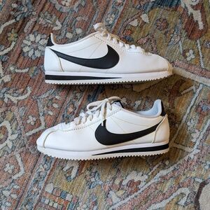 Nike Cortez